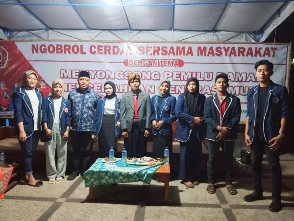 KKN Mahasiswa ITSKes Muhammadiyah Selong Sosialisasikan Pendidikan Politik untuk Kaum Milenial